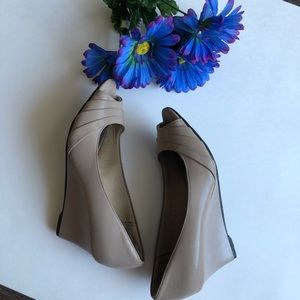 Pleated Peep Toe Wedges